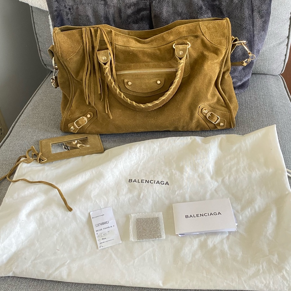 Balenciaga New City Shoulder Bag in Suede Beige Fauve
